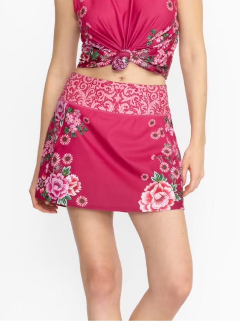 Johnny Was Active bee active dolphin hem skort size XL Pink lace scarf print NWT